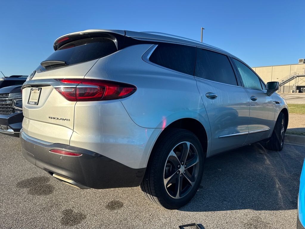 Used 2018 Buick Enclave Essence SUV