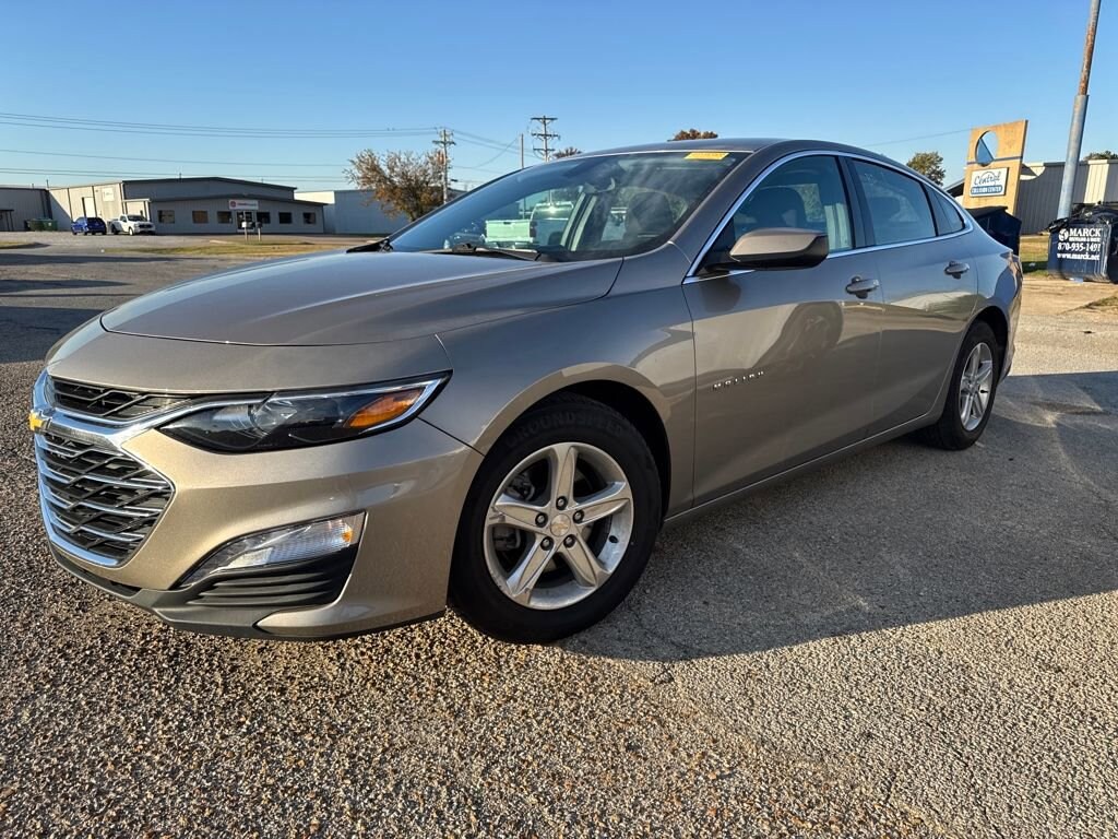 Used 2022 Chevrolet Malibu LT Car