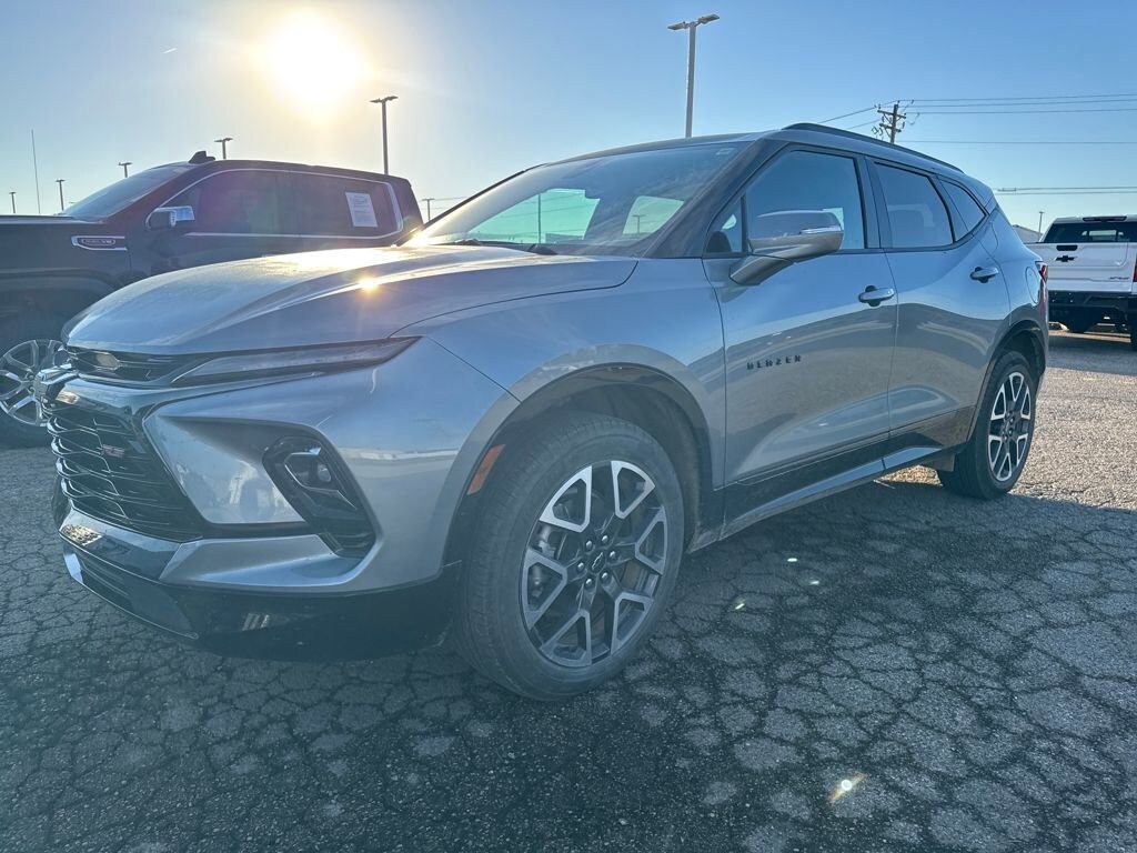 Used 2025 Chevrolet Blazer RS SUV