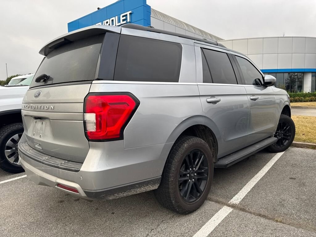 Used 2024 Ford Expedition XLT