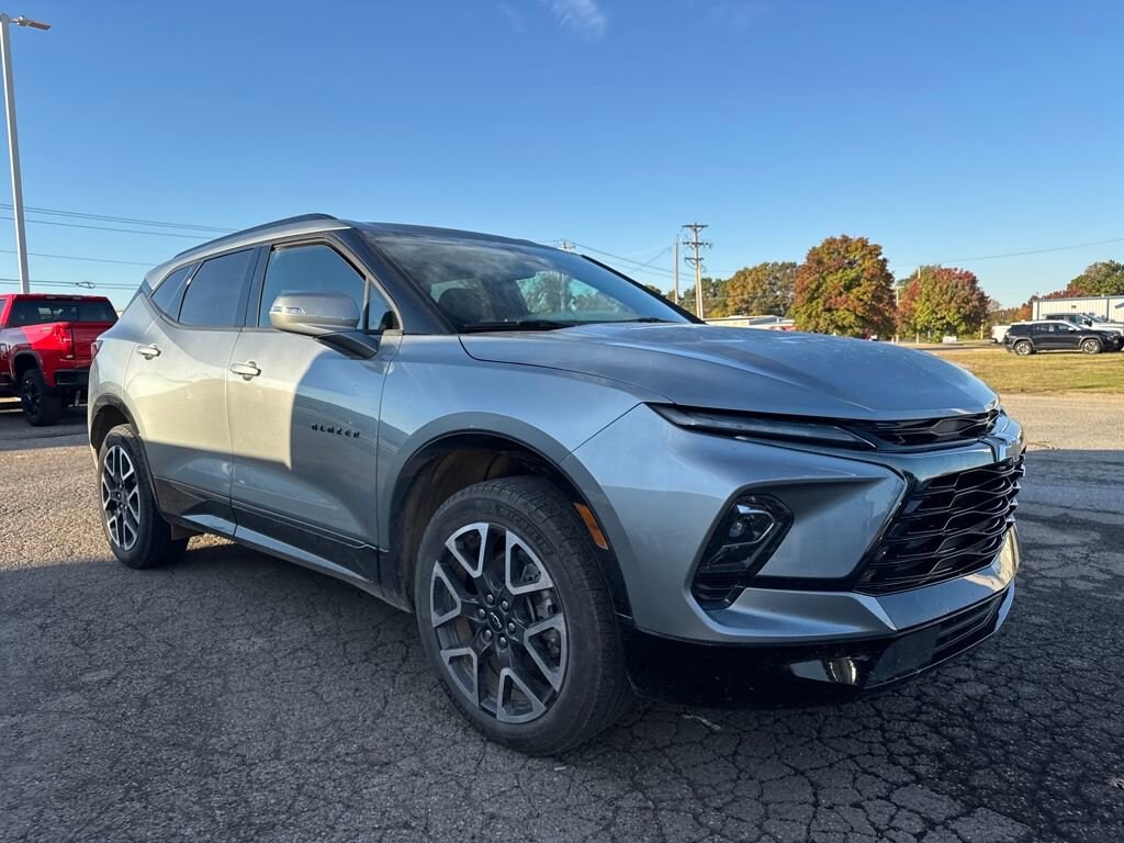 Used 2025 Chevrolet Blazer RS SUV