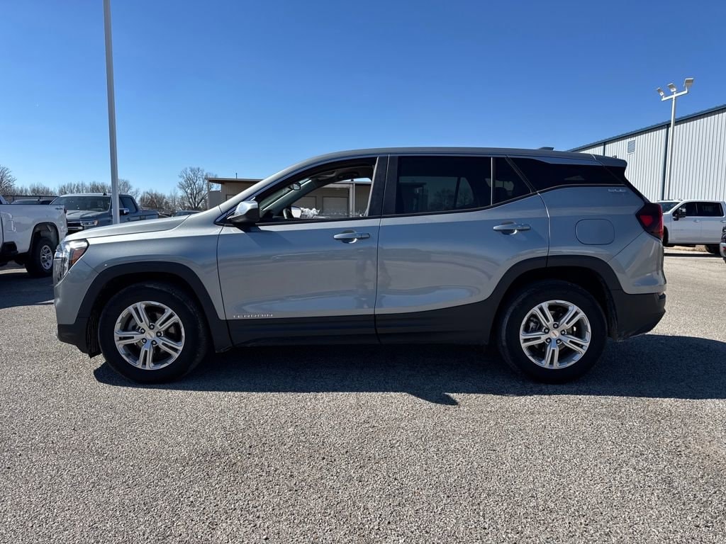 Used 2024 GMC Terrain SLE SUV