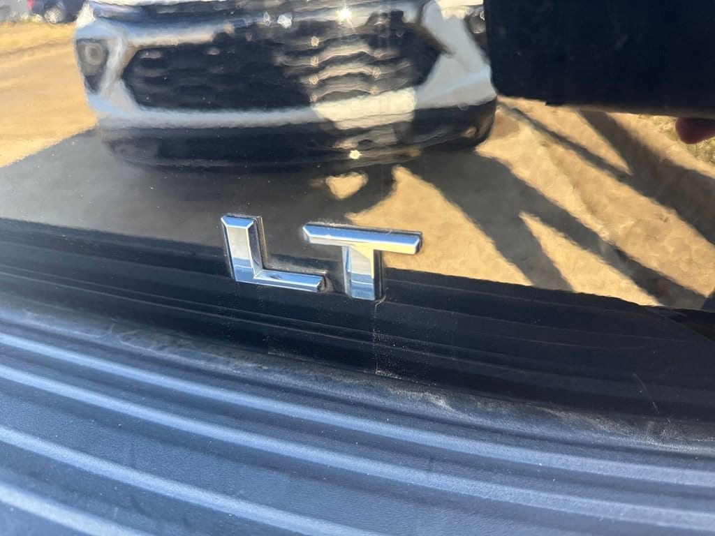 Used 2024 Chevrolet Suburban LT SUV