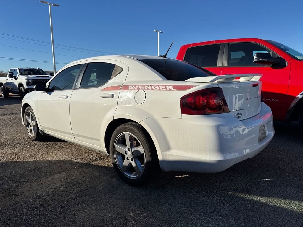 Used 2013 Dodge Avenger SE