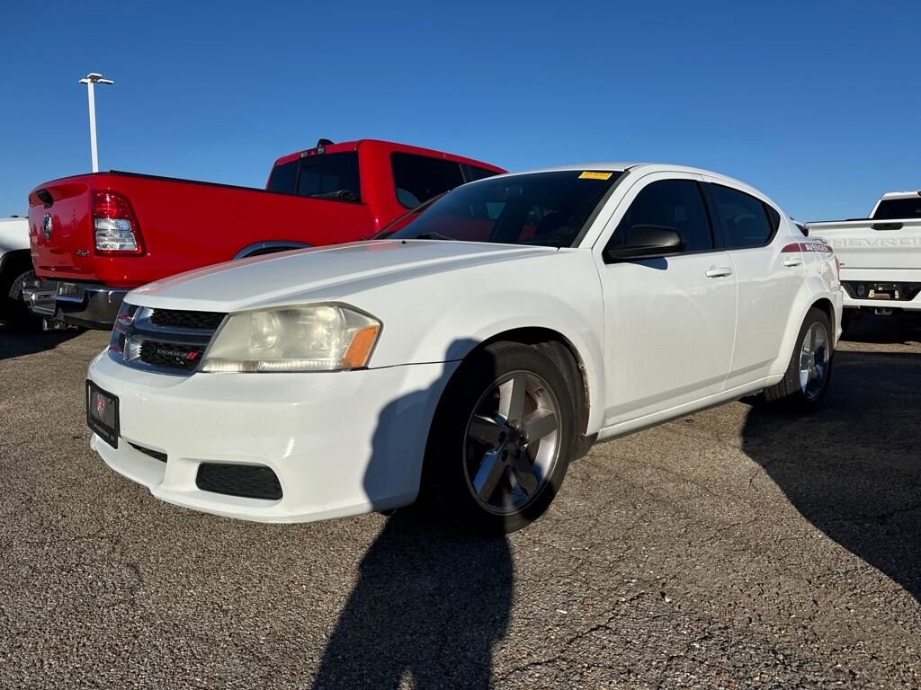 Used 2013 Dodge Avenger SE