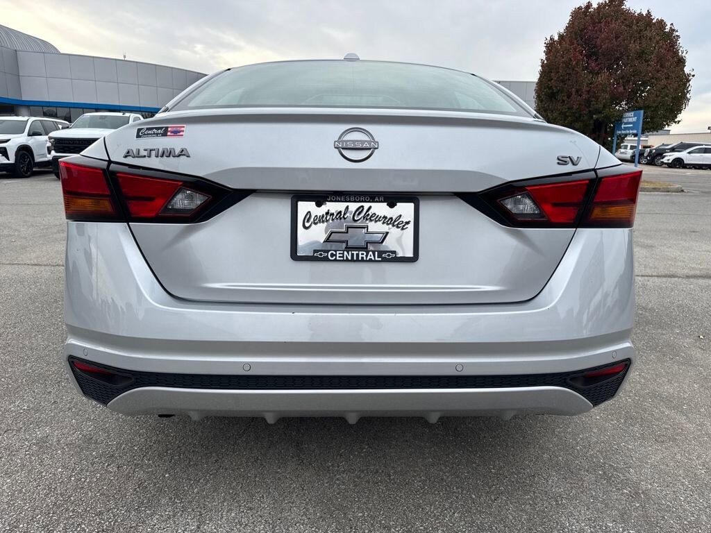 Used 2023 Nissan Altima 2.5 SV