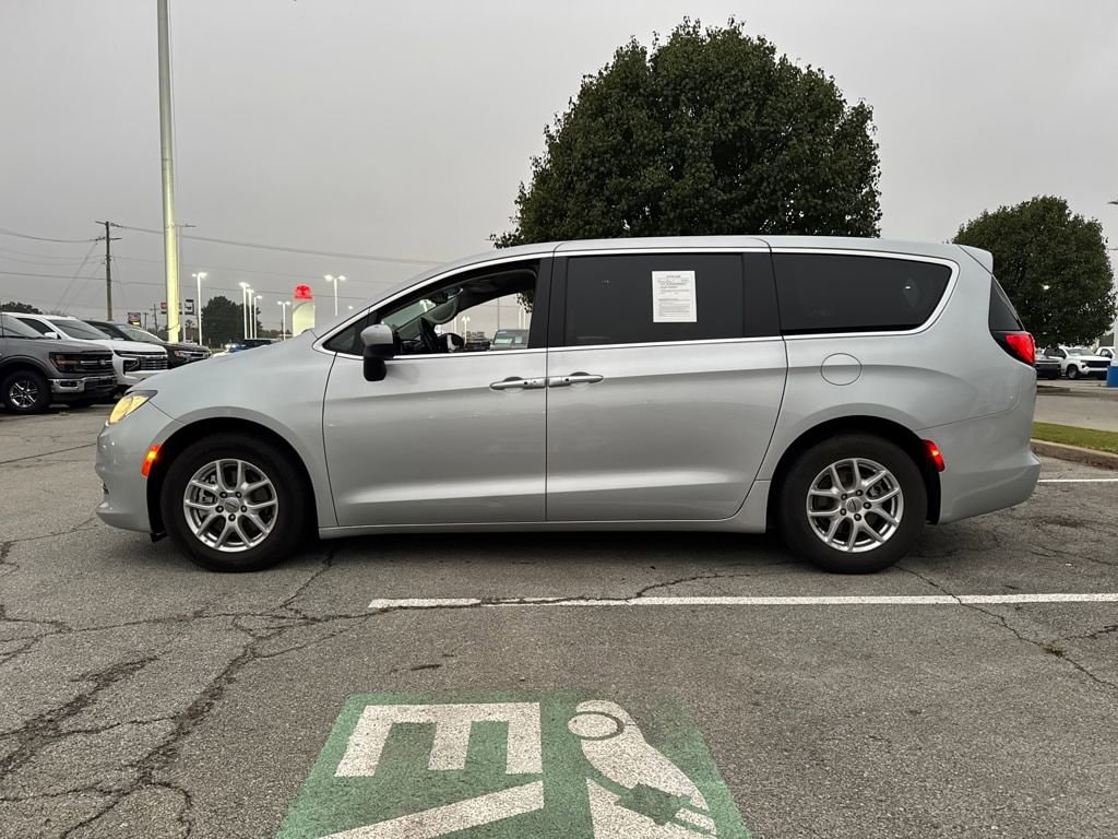 Used 2023 Chrysler Voyager LX