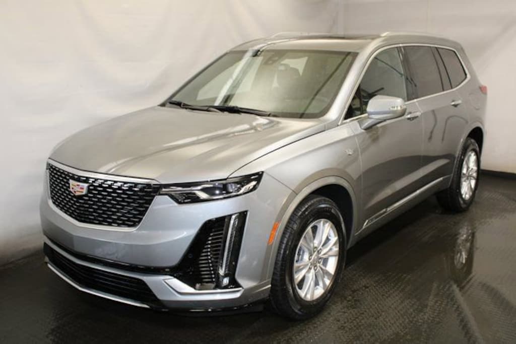 New 2025 CADILLAC XT6 Luxury SUV