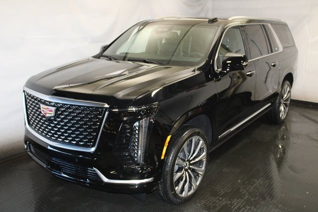 2026 Cadillac Escalade ESV Luxury's photo