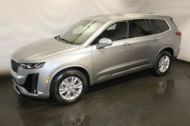 2025 Cadillac XT6 Luxury - Photo 2