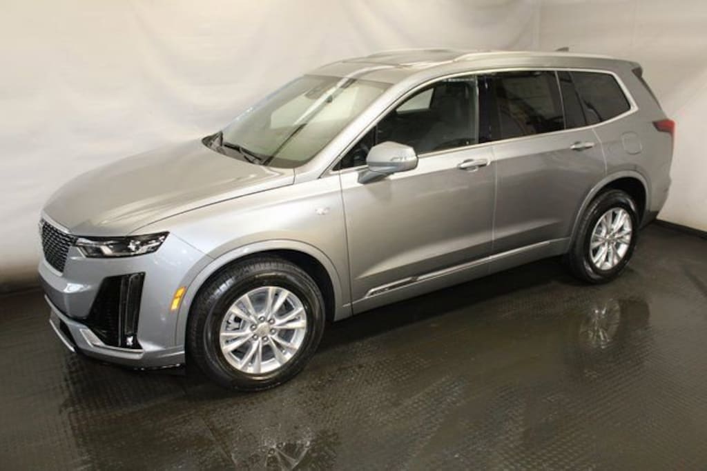 New 2025 CADILLAC XT6 Luxury SUV