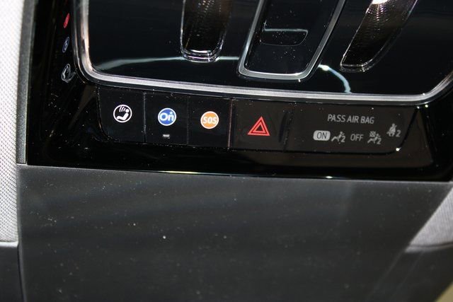 2025 Cadillac Escalade IQ Luxury 1 - Photo 44