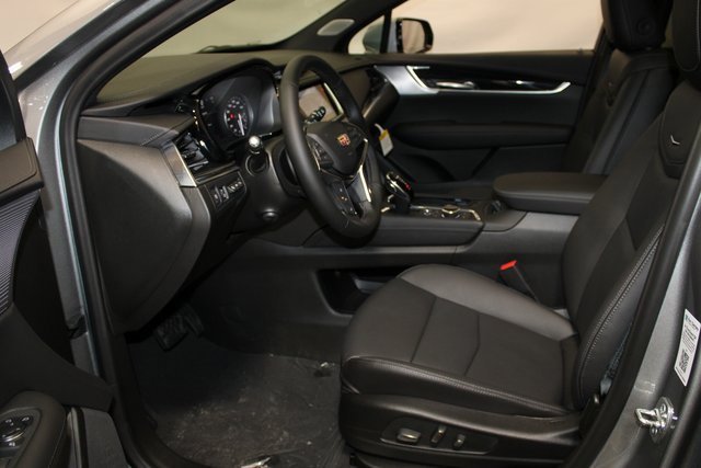 2026 Cadillac XT5 Premium Luxury photo 4