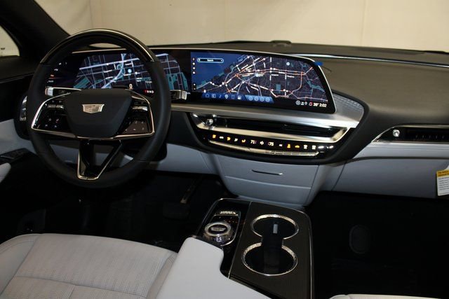 2026 Cadillac LYRIQ Luxury - Photo 13