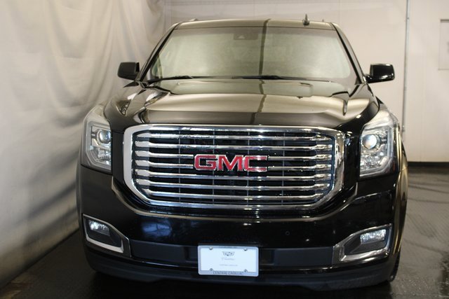 2019 Gmc Yukon SLT photo 3