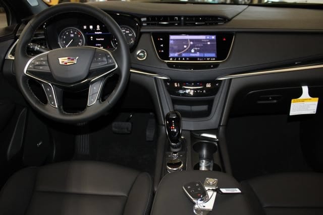 2026 Cadillac XT5 Premium Luxury - Photo 14