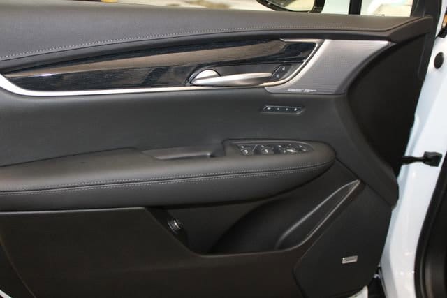 2026 Cadillac XT5 Premium Luxury - Photo 10