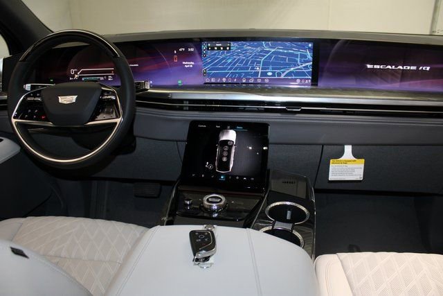 2025 Cadillac Escalade IQ Luxury 1 - Photo 16