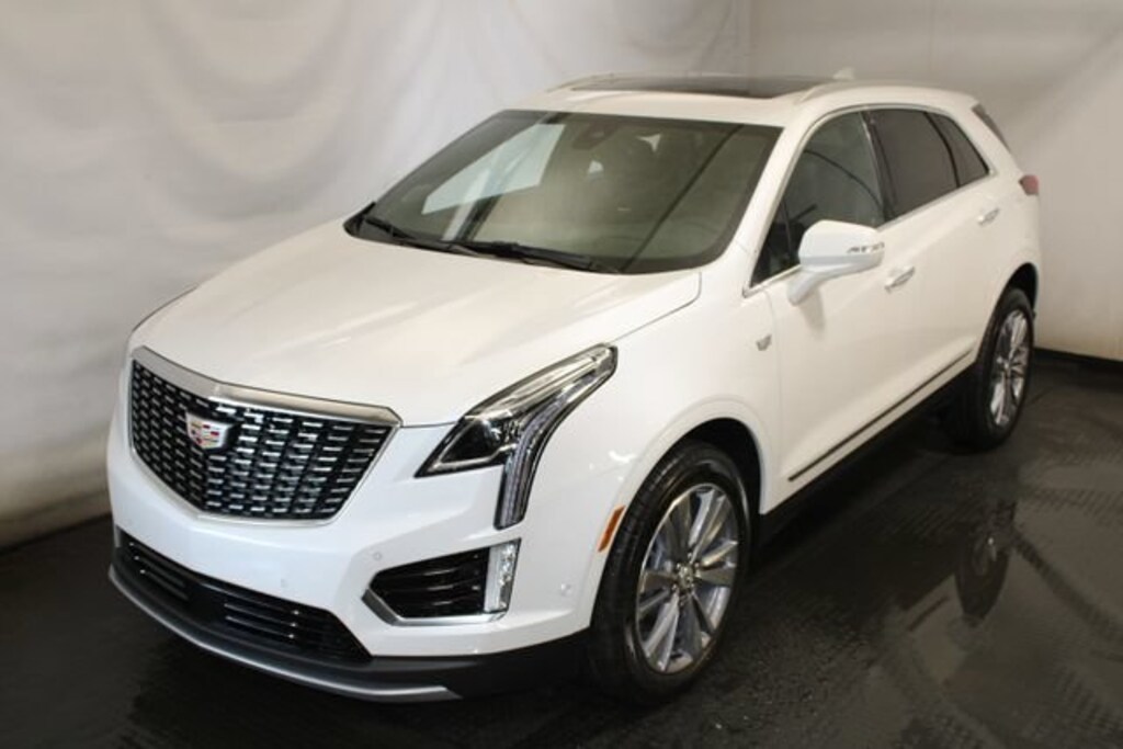 New 2026 CADILLAC XT5 Premium Luxury SUV