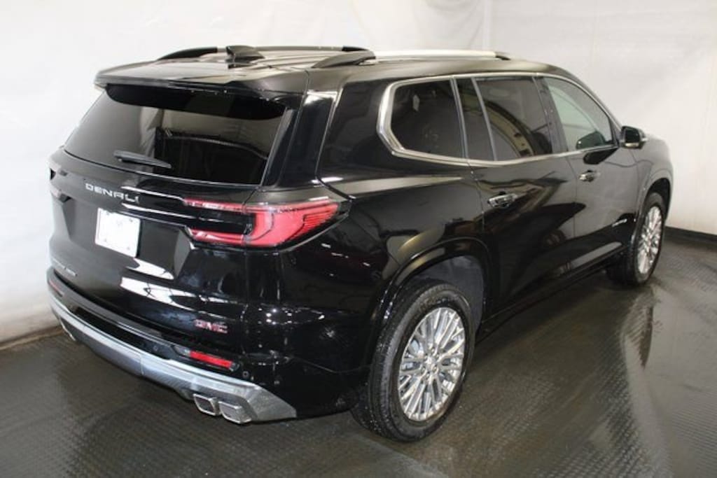 Used 2025 GMC Acadia Denali SUV