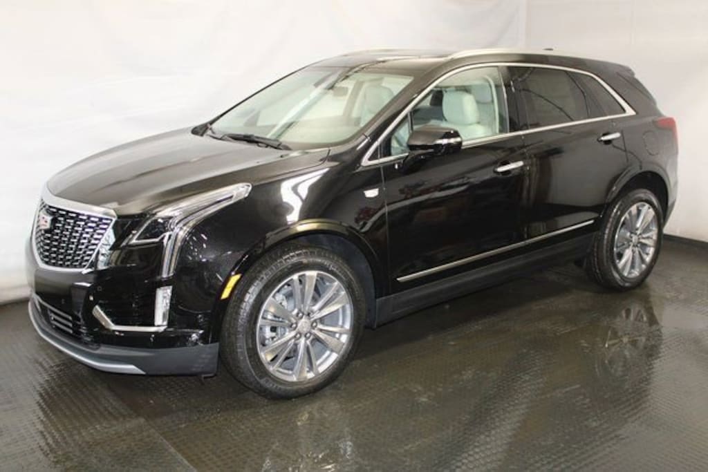 New 2026 CADILLAC XT5 Premium Luxury SUV