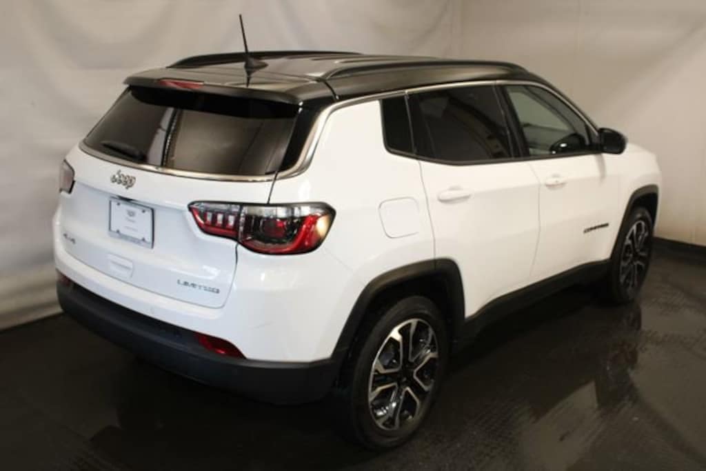 Used 2024 Jeep Compass Limited 4x4 SUV