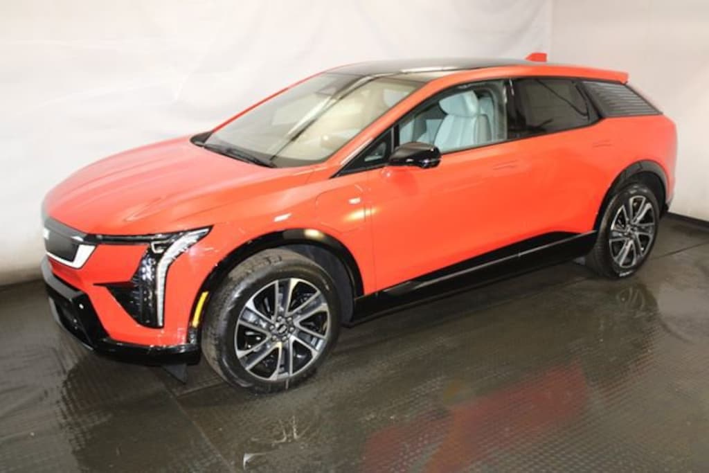New 2026 CADILLAC OPTIQ Sport SUV