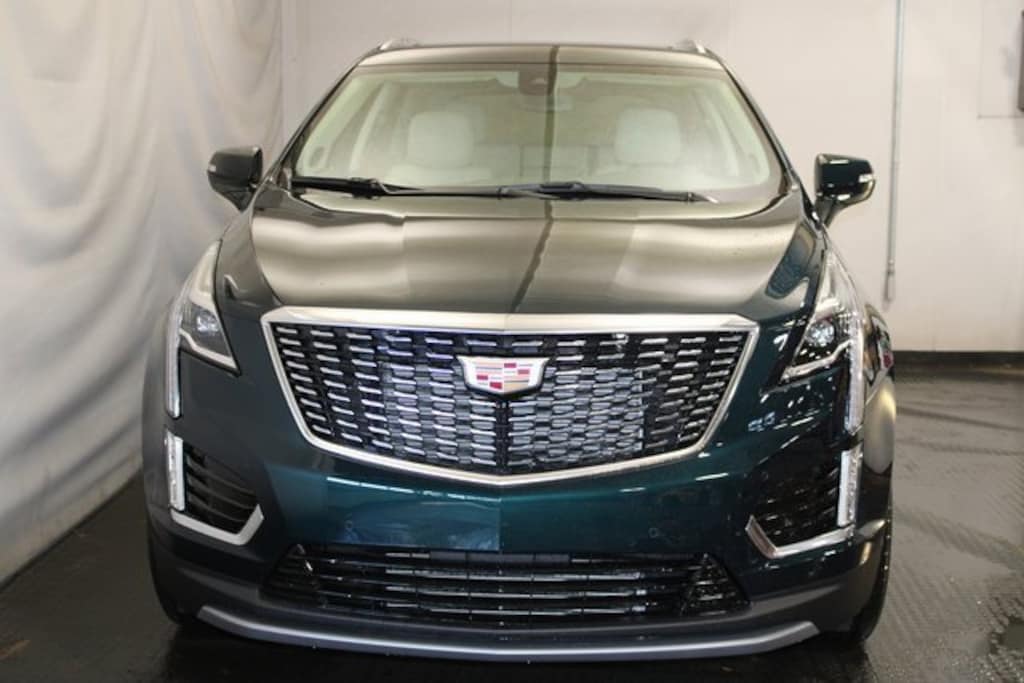 New 2025 CADILLAC XT5 Premium Luxury SUV
