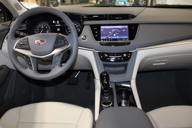 2026 Cadillac XT5 Premium Luxury - Photo 14