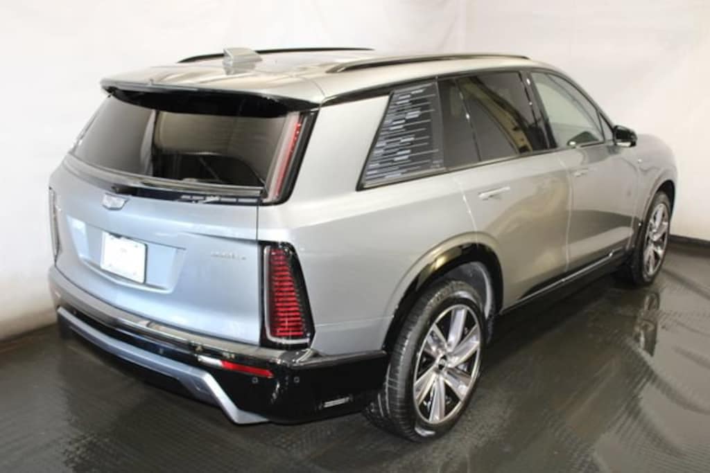 Used 2026 CADILLAC VISTIQ Sport SUV