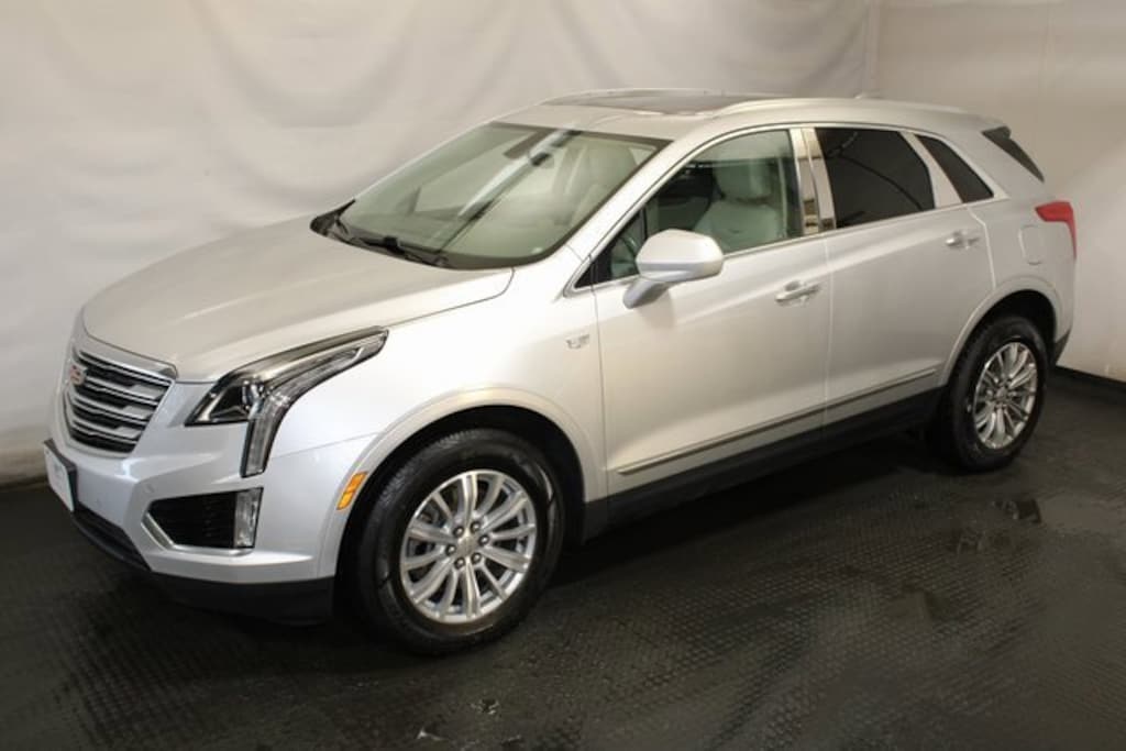 Used 2017 CADILLAC XT5 Luxury AWD SUV