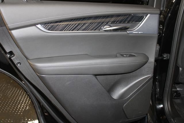 2025 Cadillac XT6 Premium Luxury - Photo 13