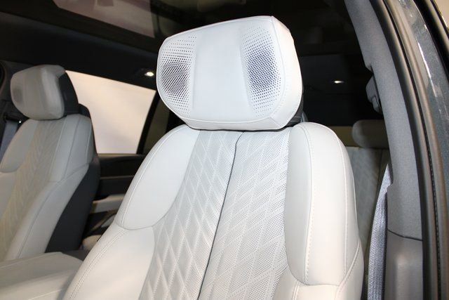 2025 Cadillac Escalade IQ Luxury 1 - Photo 7