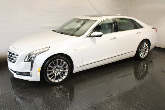 2018 Cadillac CT6 Luxury photo 2