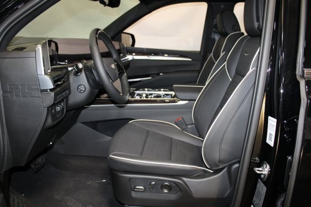 New 2026 CADILLAC Escalade ESV Luxury SUV