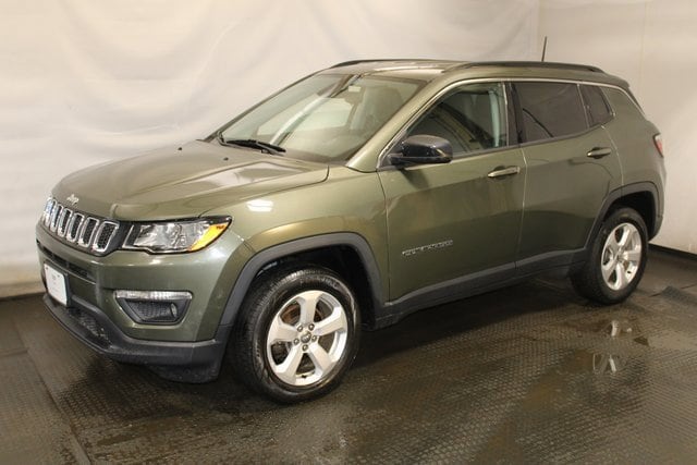Used 2018 Jeep Compass Latitude with VIN 3C4NJDBBXJT492145 for sale in Cleveland, OH