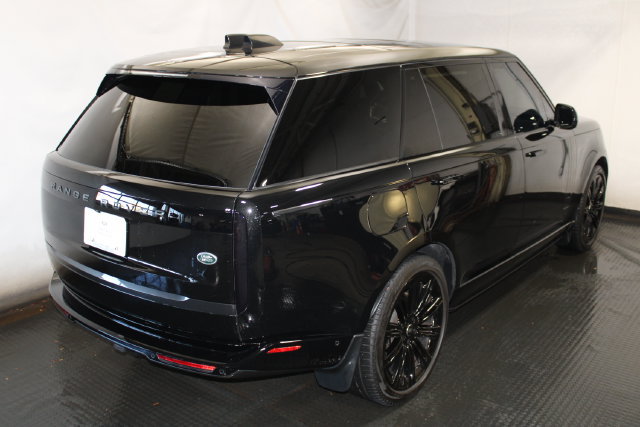 Used 2023 Land Rover Range Rover SE