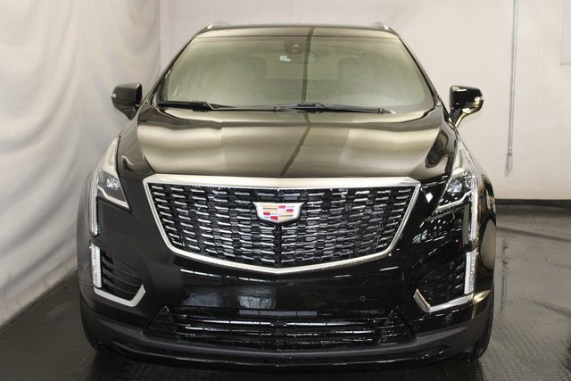 2025 Cadillac XT5 Luxury photo 3