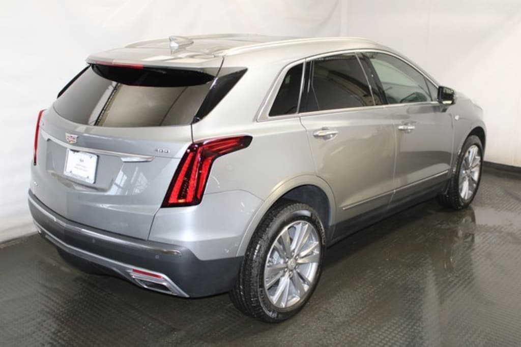 Used 2025 CADILLAC XT5 Premium Luxury SUV