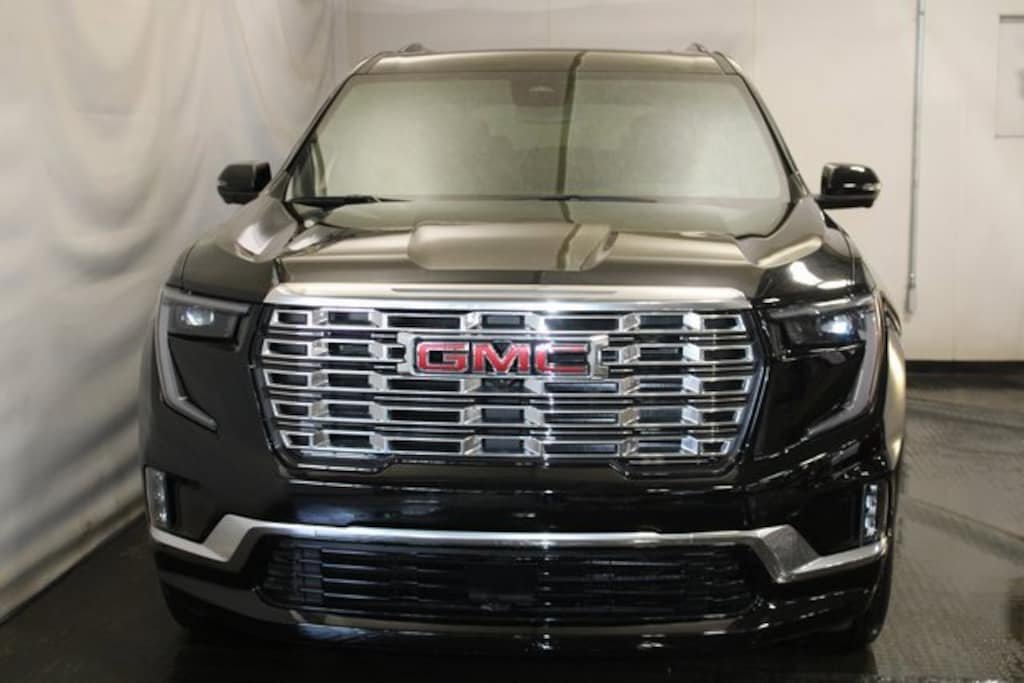 Used 2025 GMC Acadia Denali SUV
