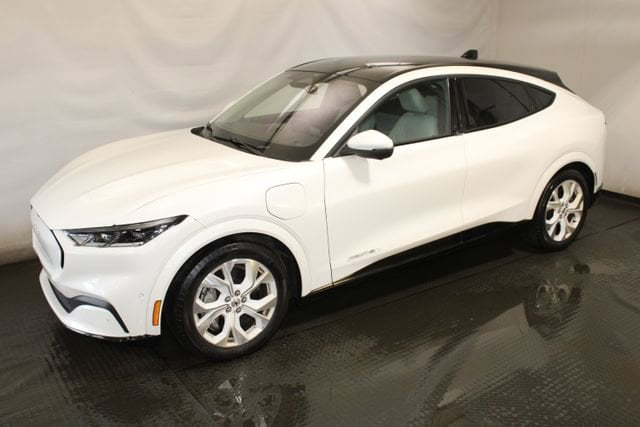 Used 2022 Ford Mustang Mach-E Premium AWD with VIN 3FMTK3SU1NMA41424 for sale in Cleveland, OH