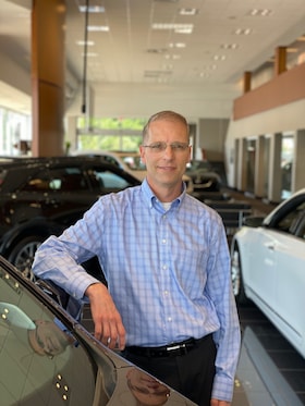 Staff member Scott Bibb from c15c443f1c10