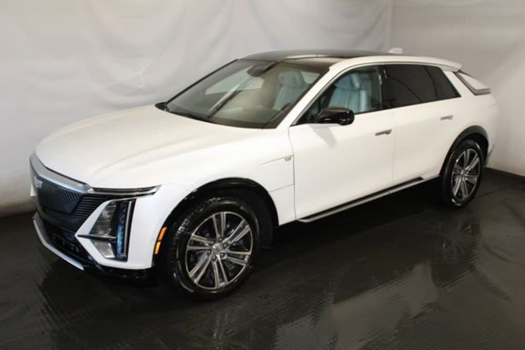 Certified 2024 CADILLAC LYRIQ Luxury 2 SUV