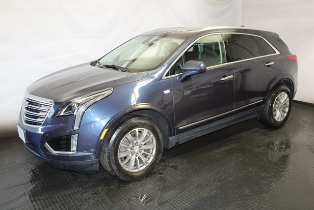 2018 Cadillac XT5 Luxury photo 2
