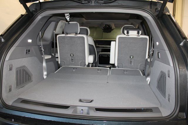 2025 Cadillac Escalade IQ Luxury 1 - Photo 41