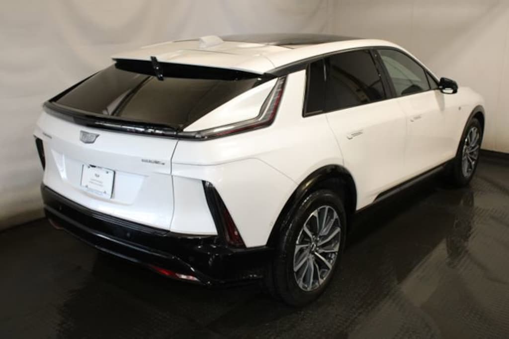 Used 2024 CADILLAC LYRIQ Sport 1 SUV