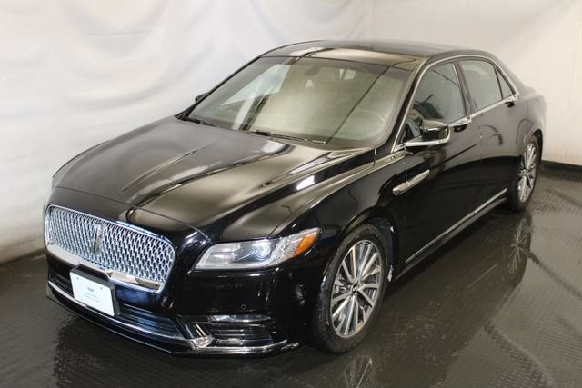 2017 Lincoln Continental Select FWD's photo