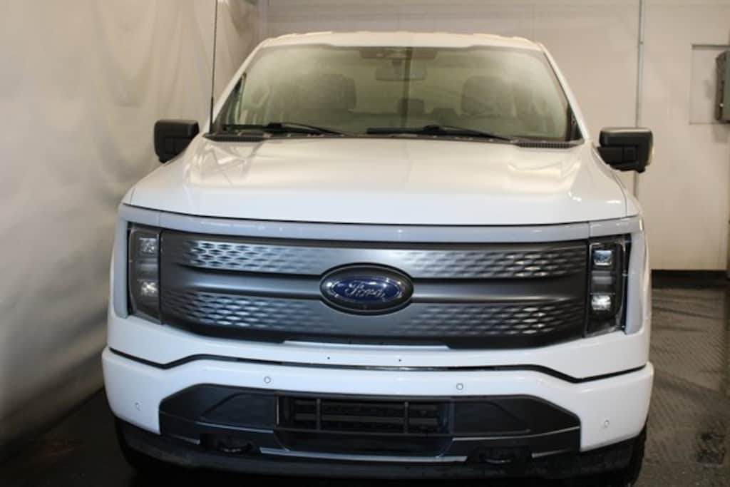 Used 2023 Ford F-150 Lightning XLT Truck