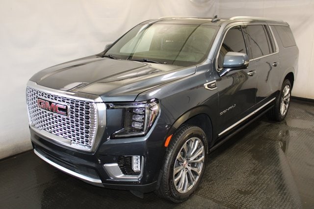 2021 GMC Yukon XL Denali's photo