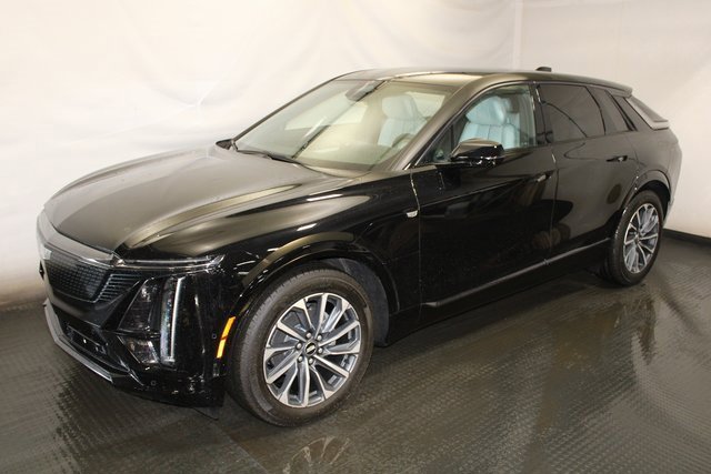 Used 2024 Cadillac LYRIQ Sport 1 with VIN 1GYKPTRL4RZ111124 for sale in Cleveland, OH